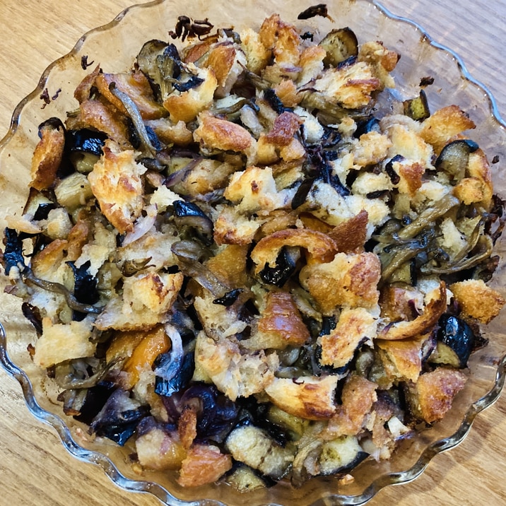 夏野菜とパンのオーブン焼き
